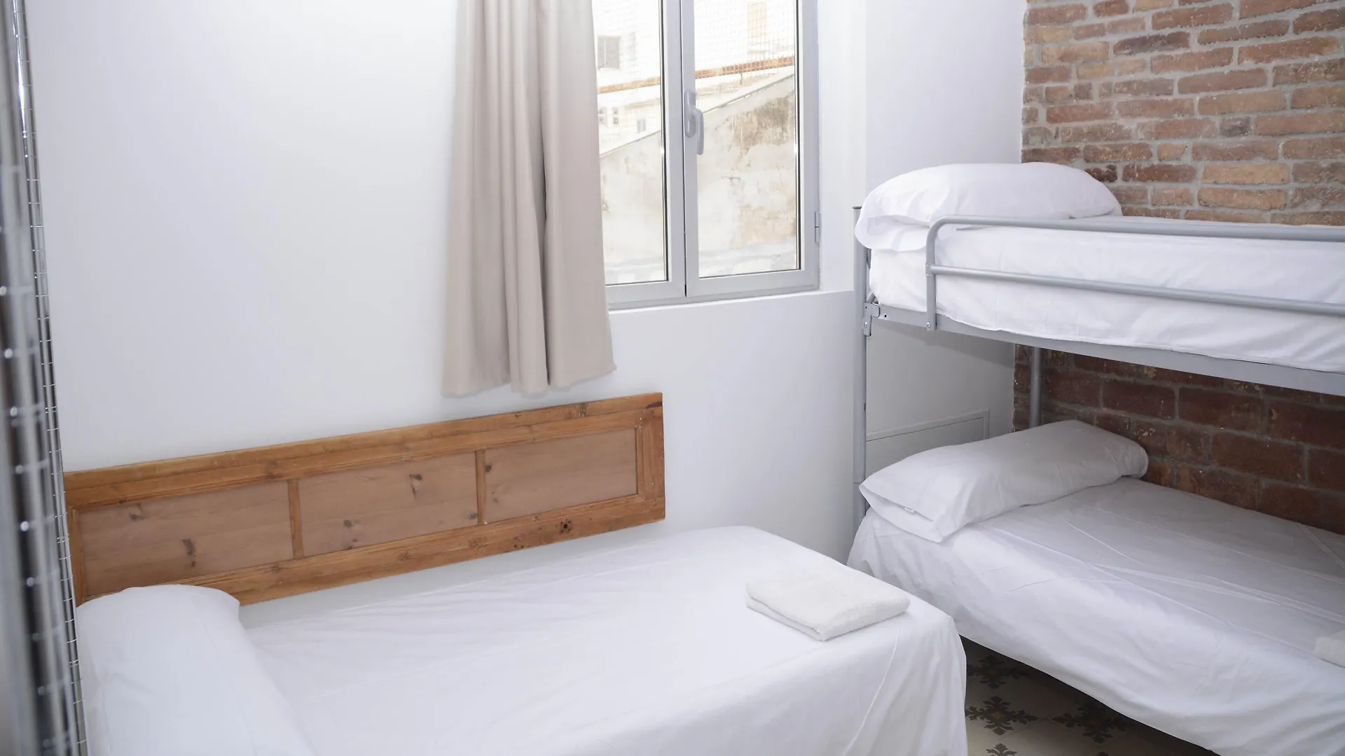 Hotel Pigal Tarragona 0*,